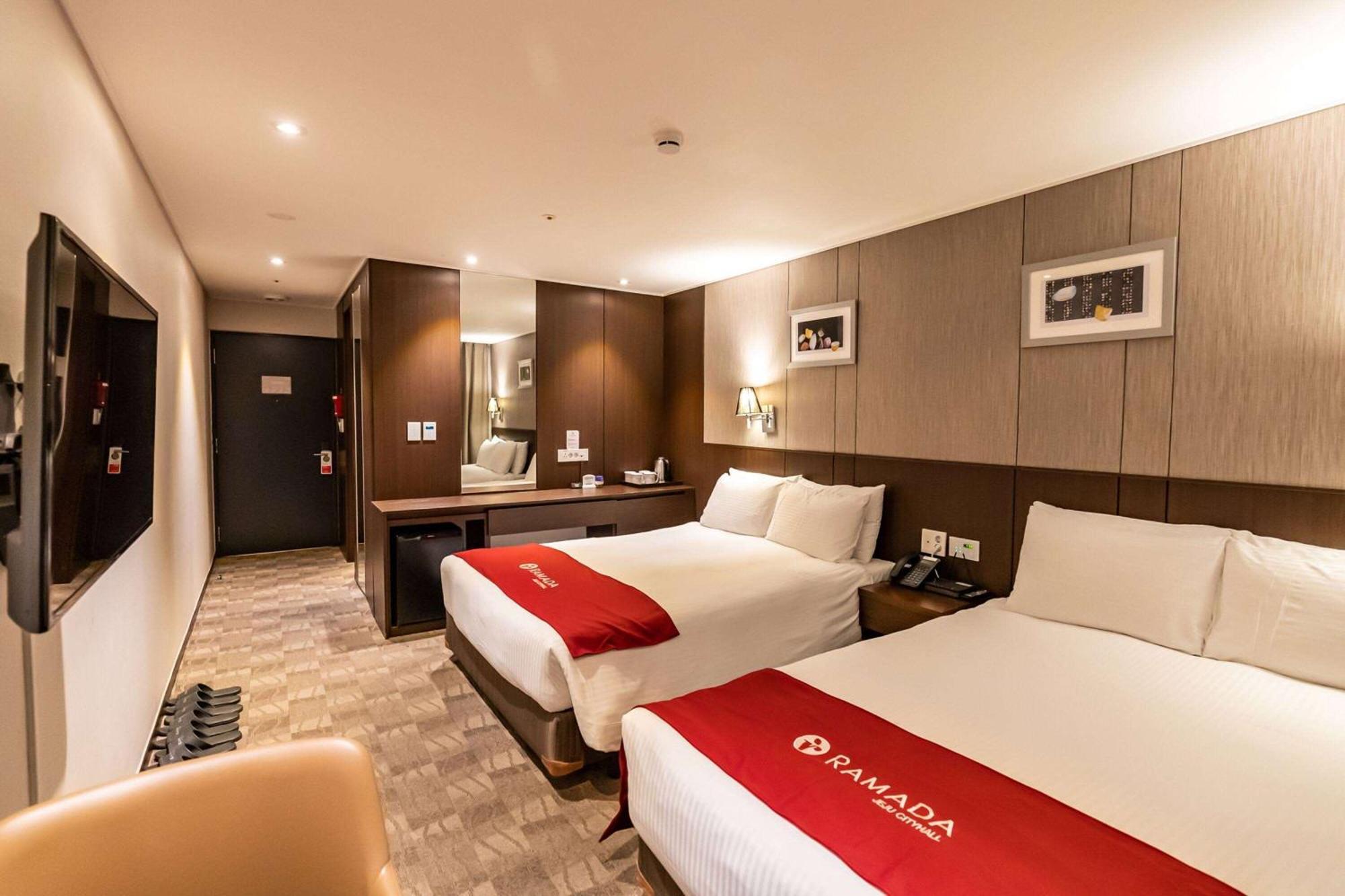 Ramada By Wyndham Jeju City Hall Exteriér fotografie