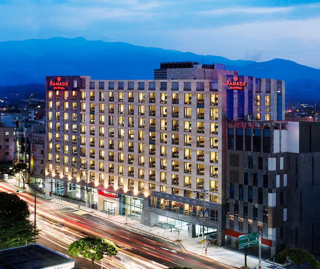 Ramada By Wyndham Jeju City Hall Exteriér fotografie